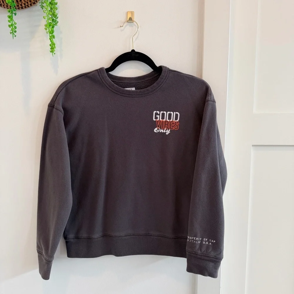 GAP Kids Good Vibes Only Charcoal Long Sleeve Crewneck Sweatshirt Size Large 10